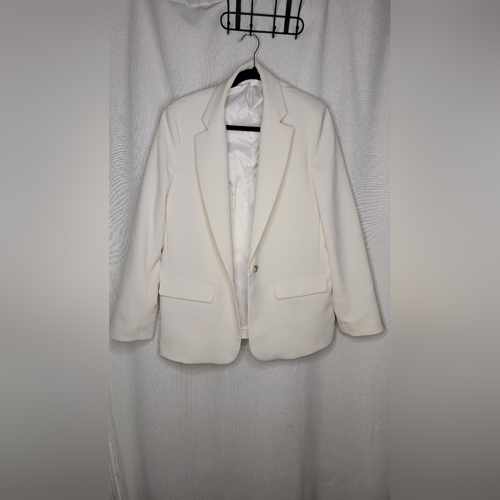 Elegant Cream Blazer